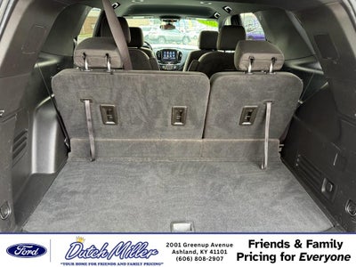 2022 Chevrolet Traverse LT Cloth