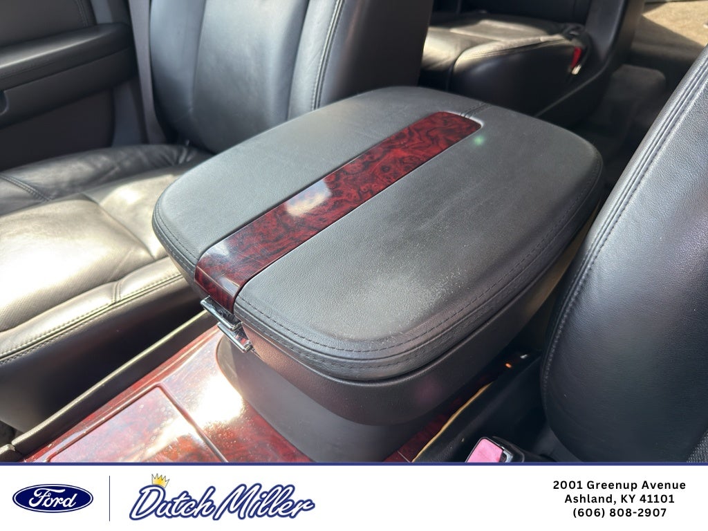 2008 Cadillac Escalade Base