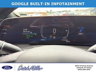 2025 Cadillac XT4 AWD Premium Luxury