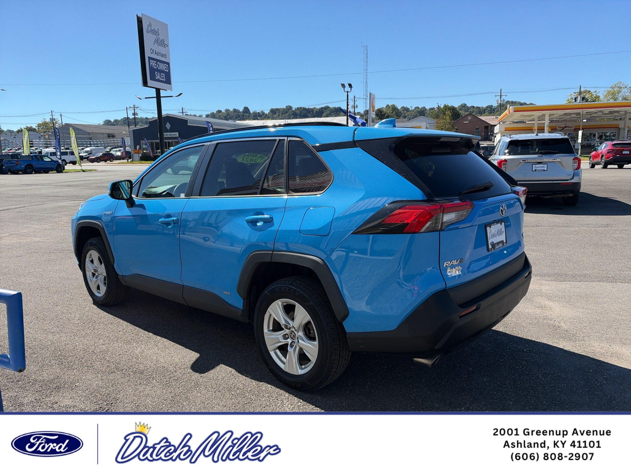2021 Toyota RAV4 Hybrid XLE