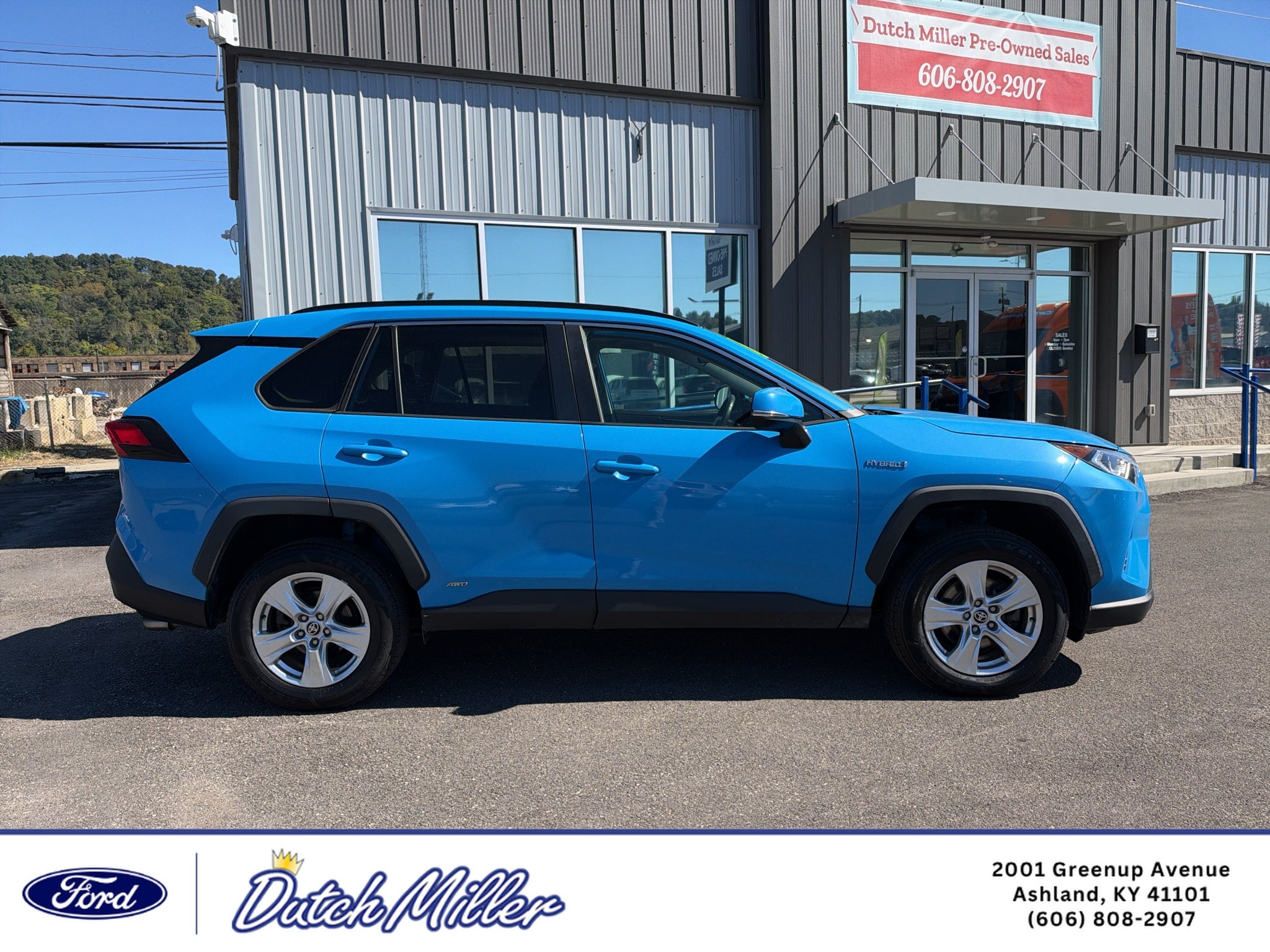 2021 Toyota RAV4 Hybrid XLE