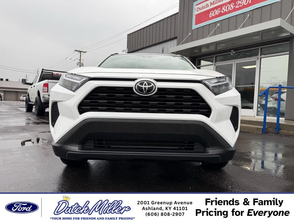 2022 Toyota RAV4 XLE