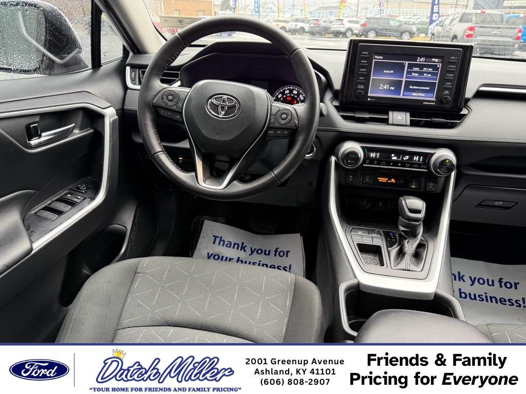 2022 Toyota RAV4 XLE
