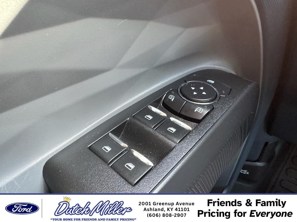 2022 Ford Maverick XL