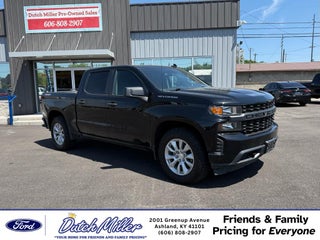 2022 Chevrolet Silverado Custom