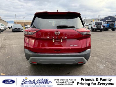 2023 Nissan Rogue SV