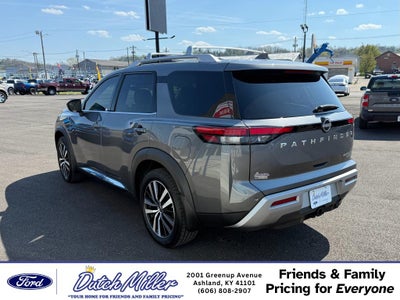 2023 Nissan Pathfinder Platinum