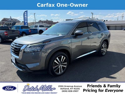 2023 Nissan Pathfinder Platinum