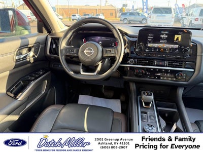 2024 Nissan Pathfinder Platinum