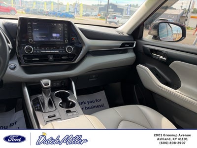 2022 Toyota Highlander XLE