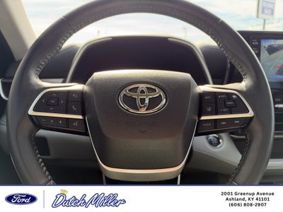 2022 Toyota Highlander XLE
