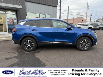 2025 Kia Sportage EX