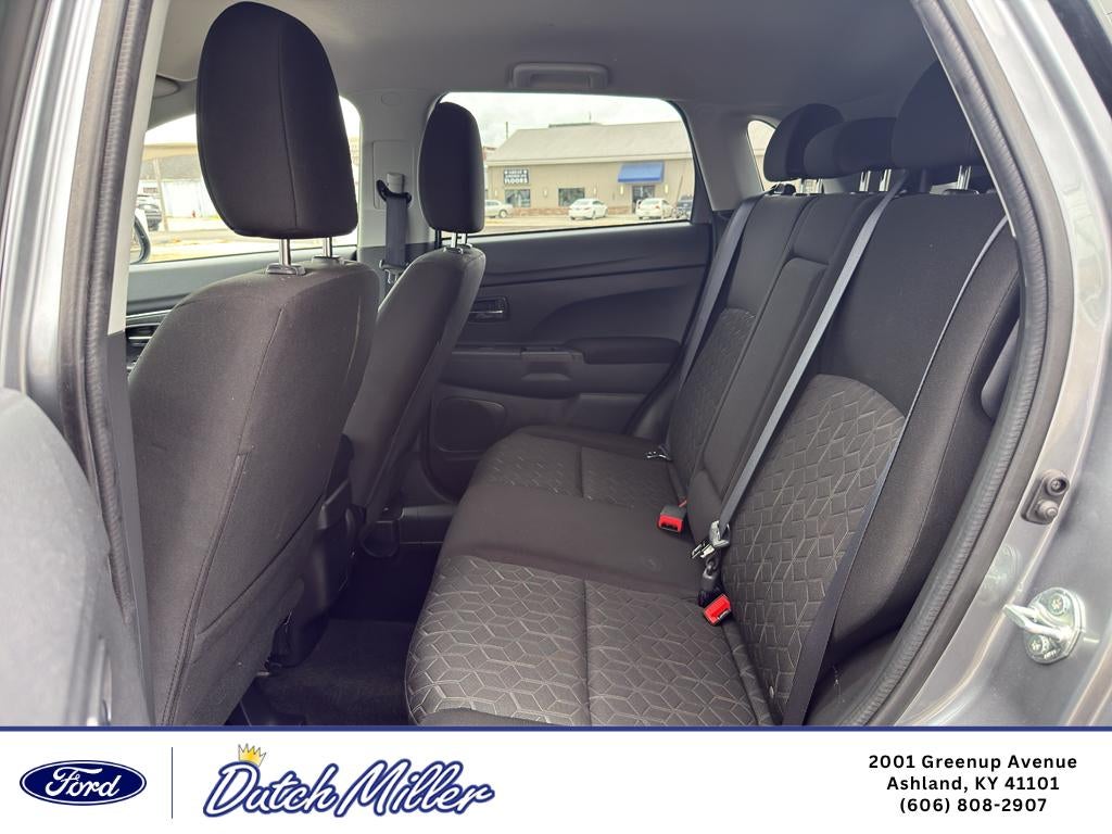 2025 Mitsubishi Outlander Sport SE
