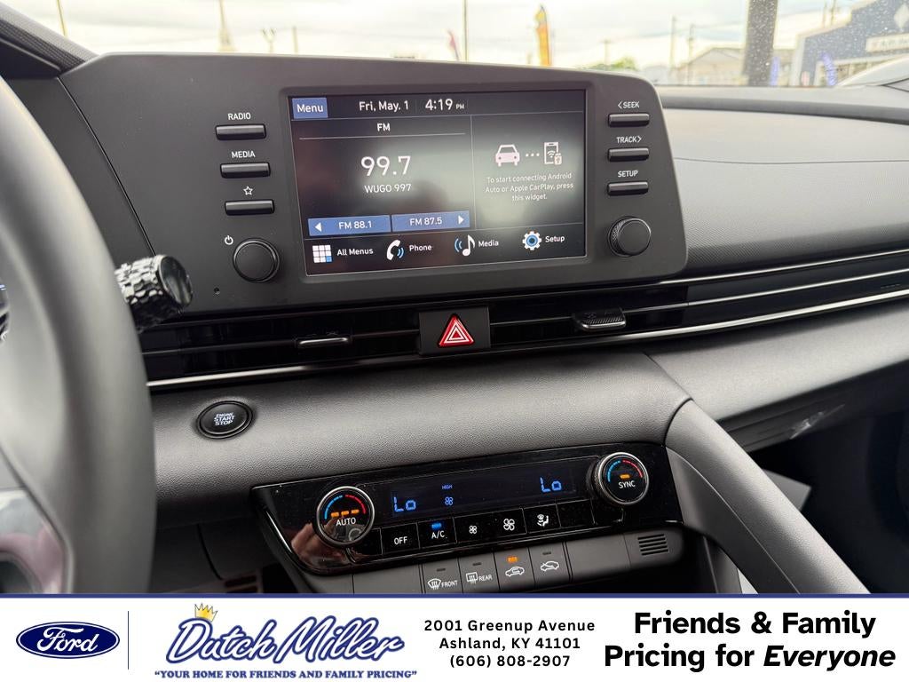 2025 Hyundai Elantra SEL Sport