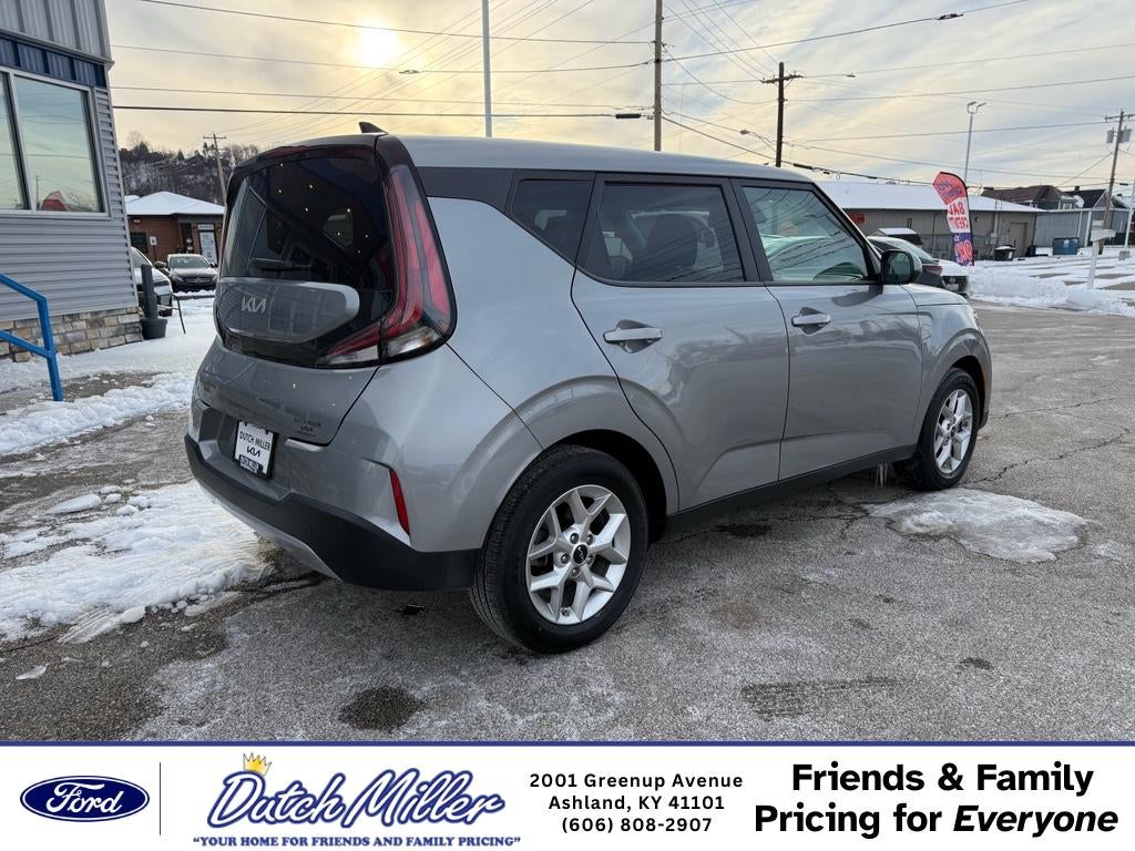 2023 Kia Soul LX
